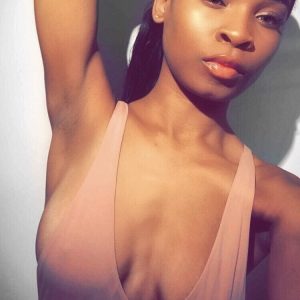 Amina - rencontre-Black-Angers