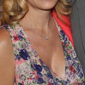 Envie de tout lâcher… Emmanuelle - rencontre-Milf-Nice