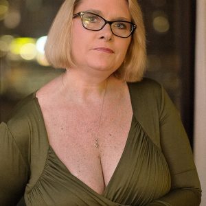 Un gars pour partager un moment sympa Julia - rencontre-Cougar-Perpignan