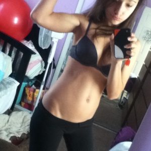 Envie de sensation nue Asma - rencontre-Naturiste-Boulogne-Billancourt